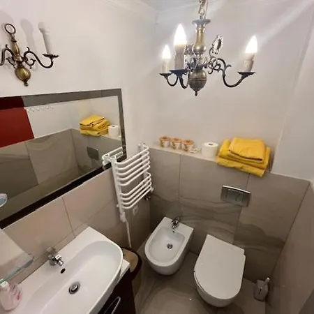 W Krakowie Apartment *